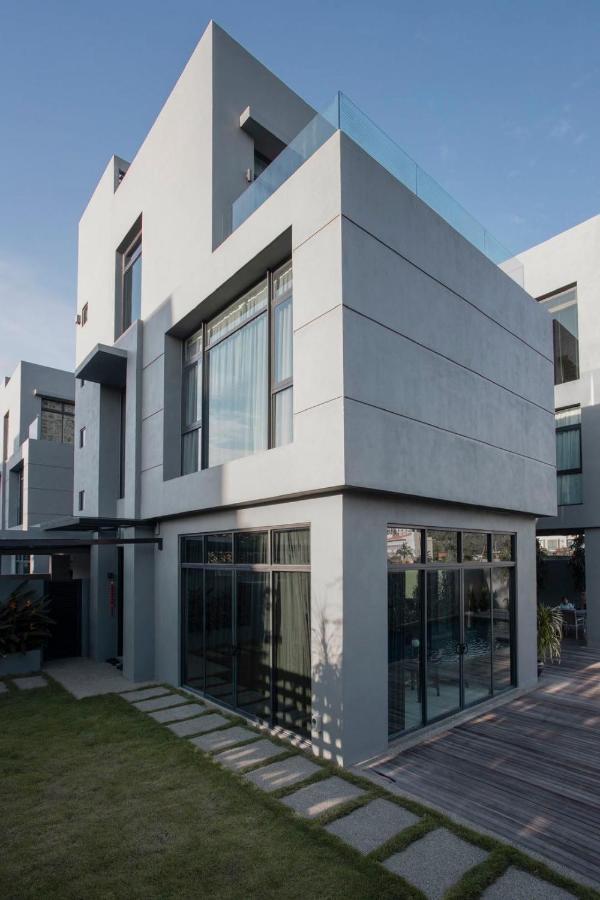 Lavanya H Villa 12A Luxury Bungalow With Private Swimming Pool H 豪华泳池别墅 판타이체낭 외부 사진